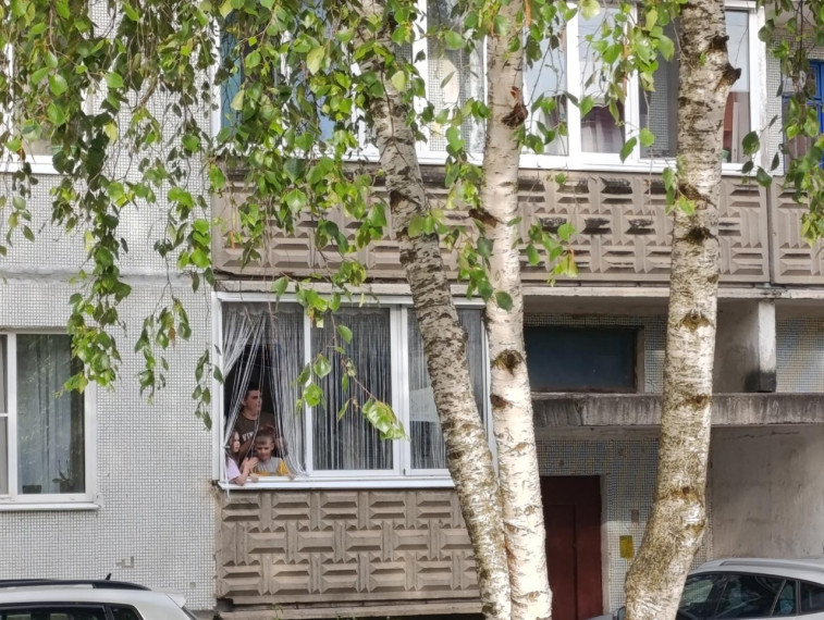 "День соседей" прошел в большом дворе на углу улиц Речной -Ленинградской в Новосокольниках.